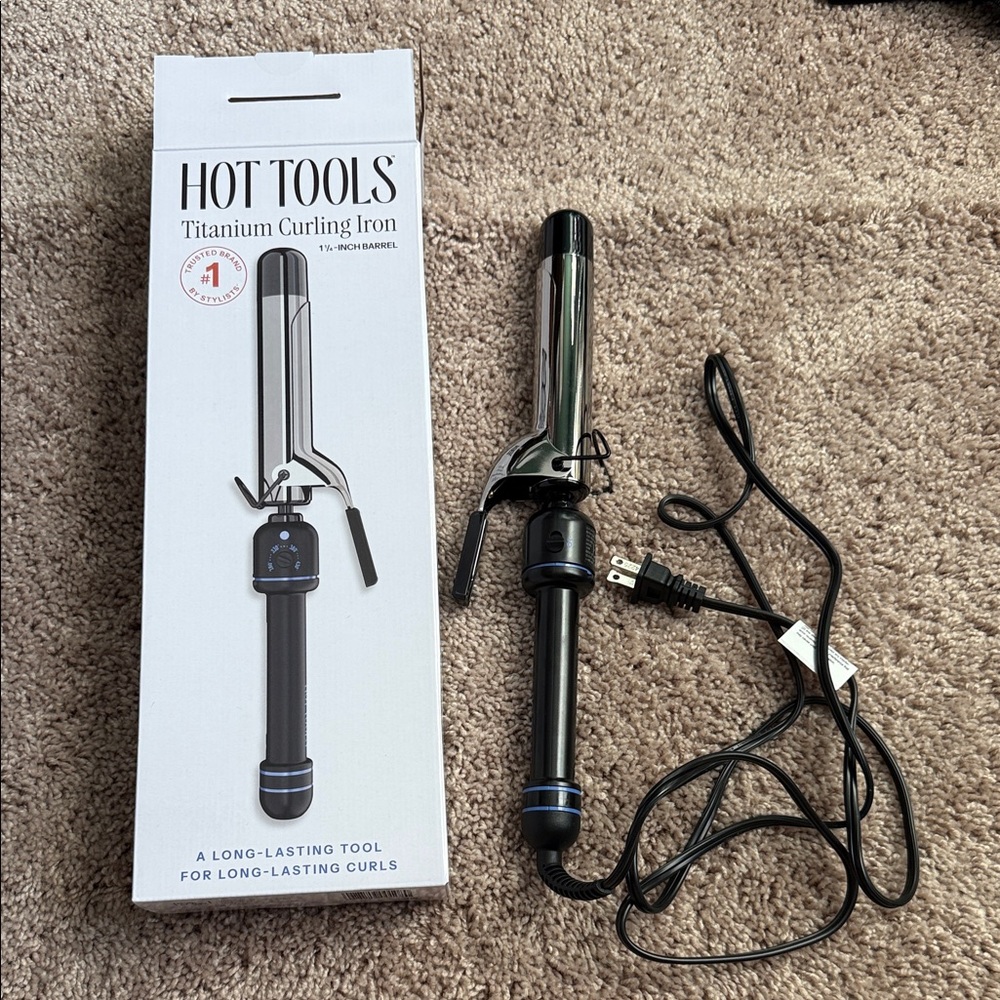 Hot Tools Titanium Curling Iron 1 1/4” barrel